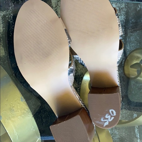 Women heels sandal - Picture 4 of 4